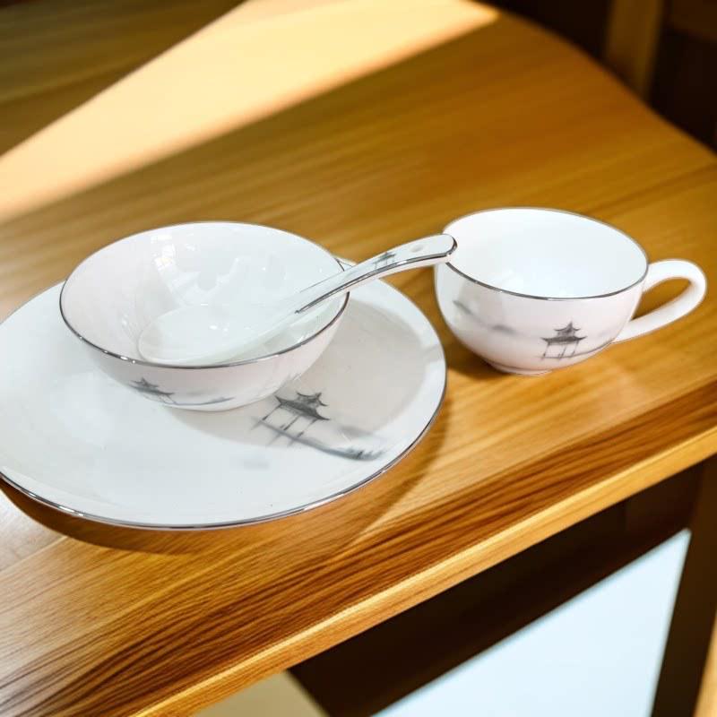 Luxury Lightweight Bone China Tableware Set - Thin, Durable Ceramic Plates, Bowls & Dishes for Hotels and Homes