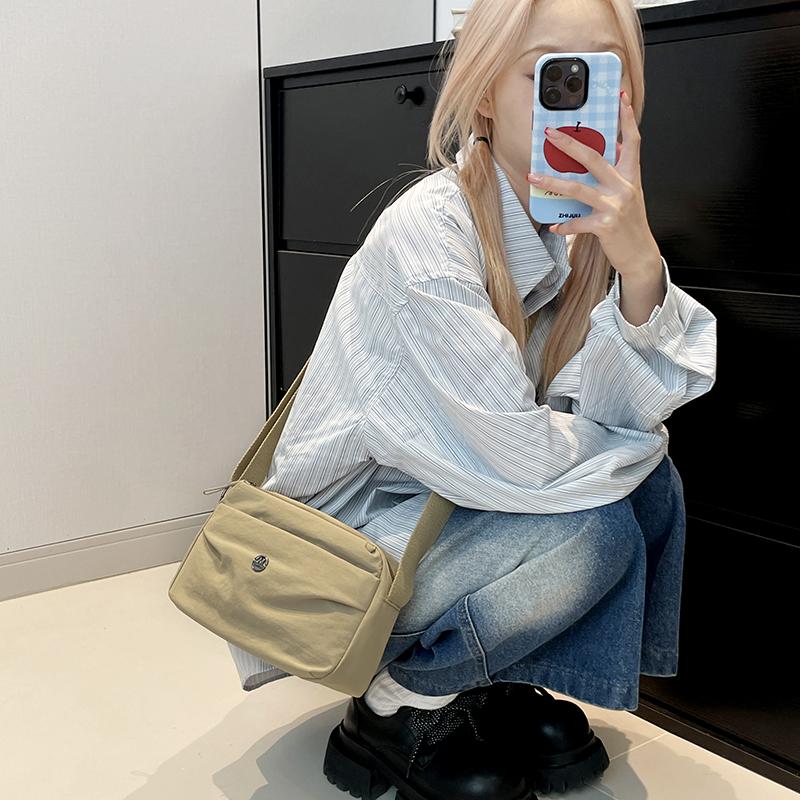 Vanntett dameveske i nylon med flere lag, crossbody-veske, damehåndveske med stor kapasitet, lommebok, uformell skulderveske, putepose