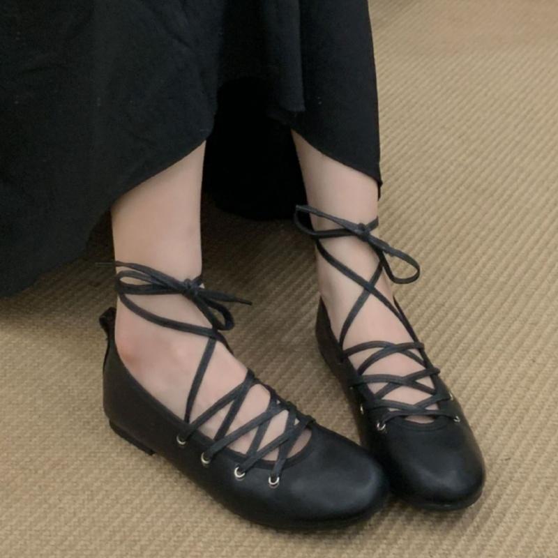 Fashion New Fashion Comfortable Soft Leather Ballet Shoes 2025 Round Toe Lightweight Designer Shoes Elegant Party Dress Women Shoes