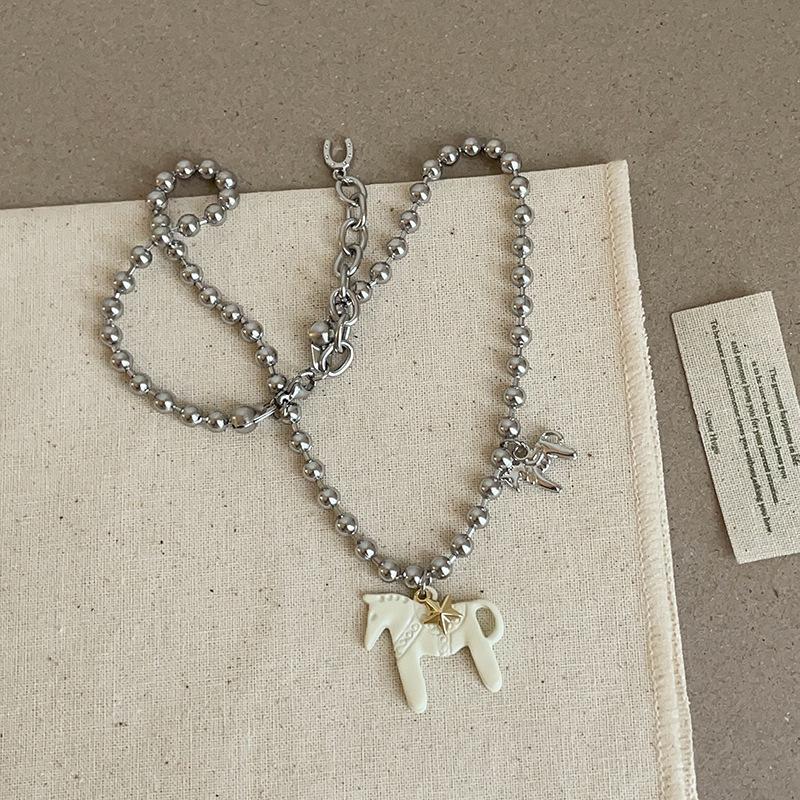 

Намисто з бісеру One Size білий