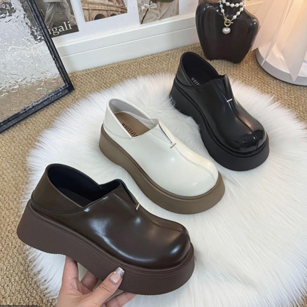Big head muffin platform loafers women's 2025 spring comfortable new one-pedal explosive single shoes commuter small leather shoes