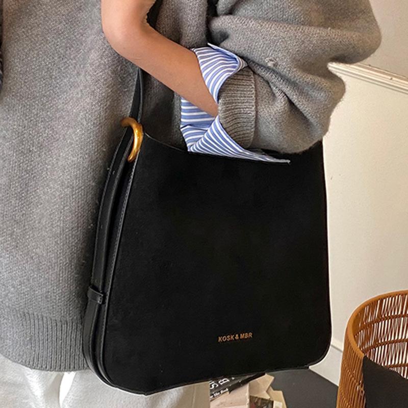 High-value Suede Large-capacity Commuter Tote Bag Women's Bag Winter New Lazy Wind Casual Messenger Bag