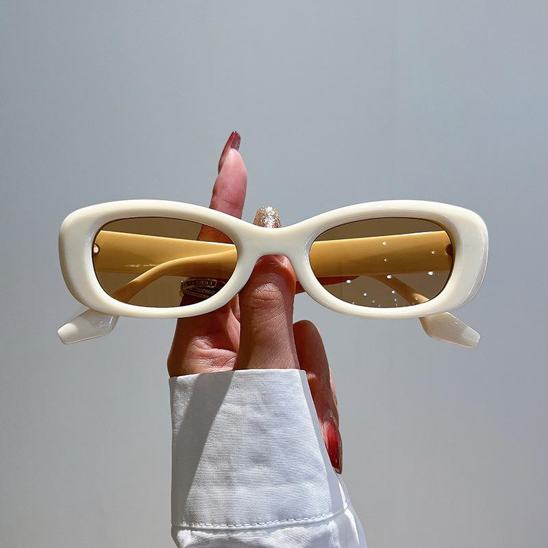 Occhiali da Sole Ovali Vintage con Montatura Piccola Moda Uomo Donna Marca di Lusso Designer Punk Occhiali da Sole Protezione UV400