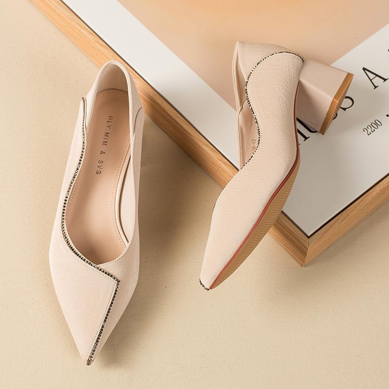 

Huiliya thick heel pointed single shoes women s new models are not tired feet fashion medium heel light mouth black work women s shoes 526-12 40 абрикосовий