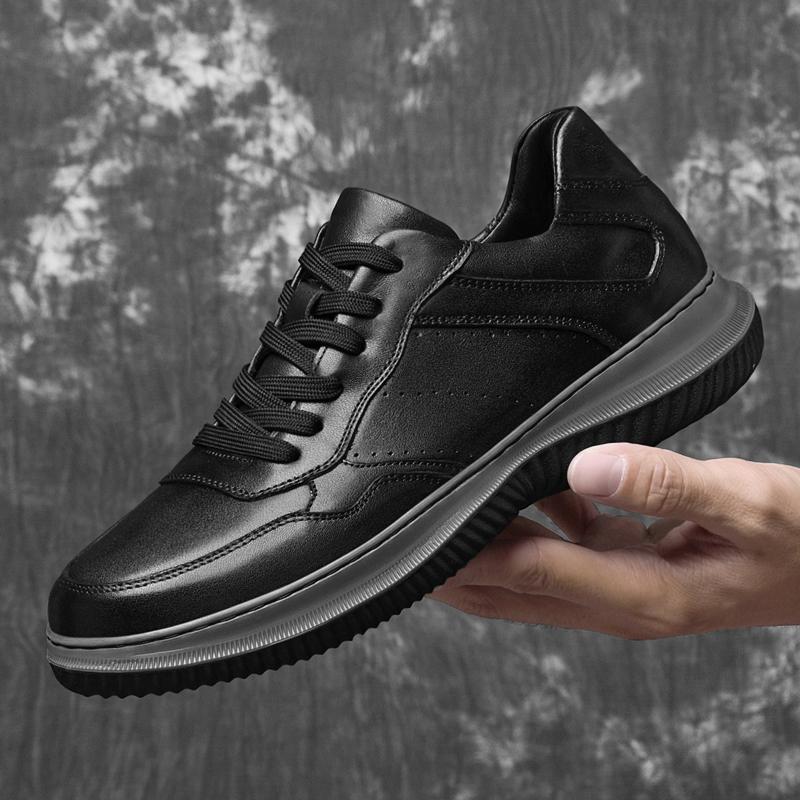 Fashion Genuine Leather Mens Skateboard Shoes Lightweight Sneakers High Quality Male Skateboard Footwear Casual Shoes New Comfy Trainers