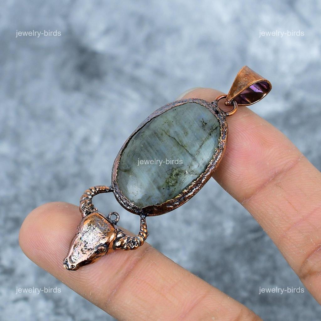 Oval Labradorite Gemstone Copper Mother Gift Electroformed New Trendy Pendant VP-22