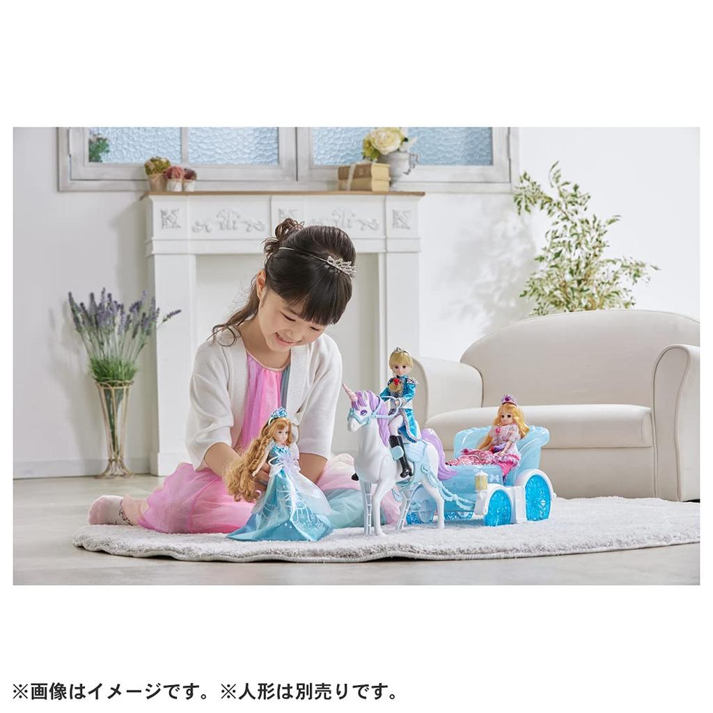 TAKARA TOMY Panenka Dreaming Princess Royal - hračka na hraní pro děti od 3 let, splňuje bezpečnostní normy pro hračky, certifikace ST Mark, Licca "Licca-chan Carriage"