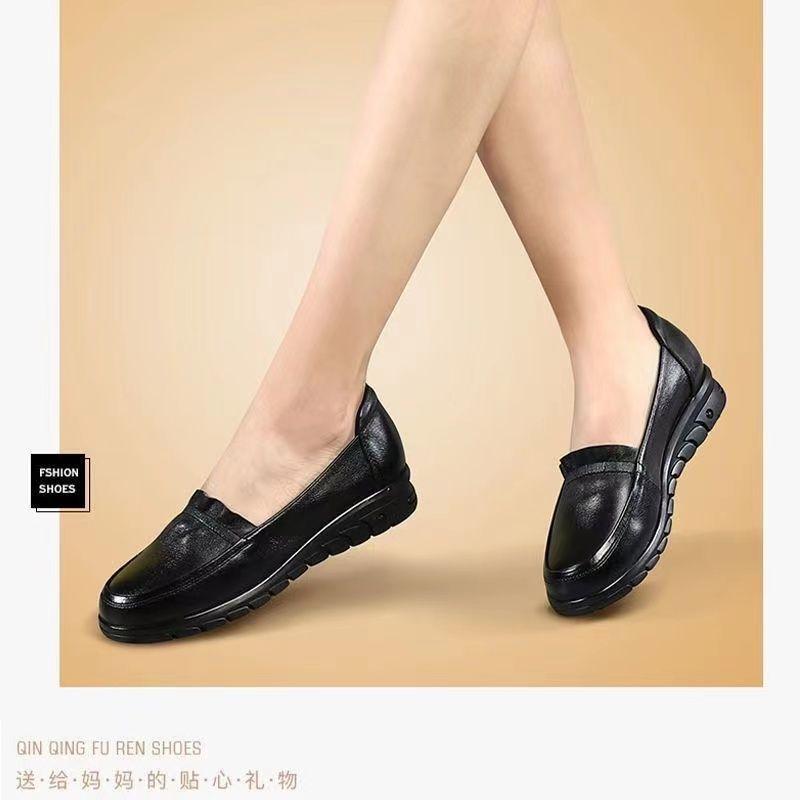New Women's Shoes Soft Leather Soft Sole Comfortable Casual Shoes Spring and Autumn New Flat Leather Shoes Women's Medium Single Shoes