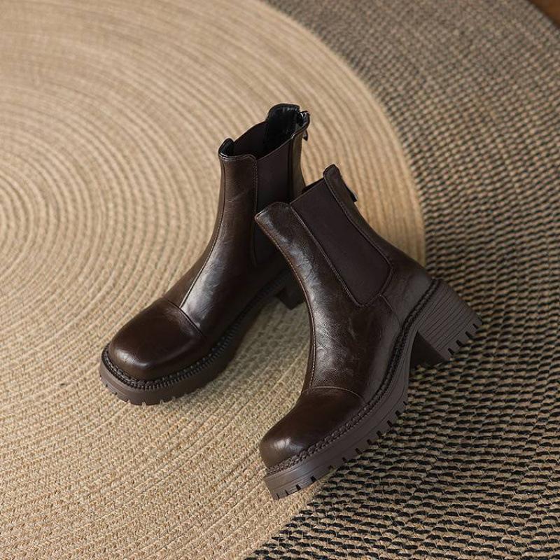 Korean Version of Solid Color Leather Large Size Women's Boots Medium Heel Comfortable Rear Zipper Square Heel Medium Tube Boots Autumn and Winter