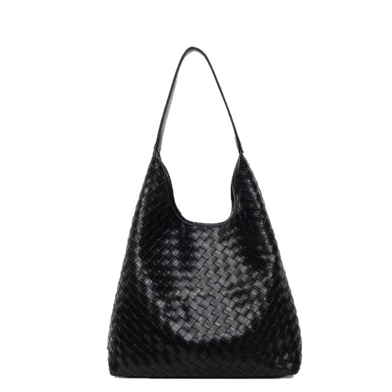 Casual Retro Large-capacity Bag Women's New Popular Versatile Shoulder Bag Woven Bag