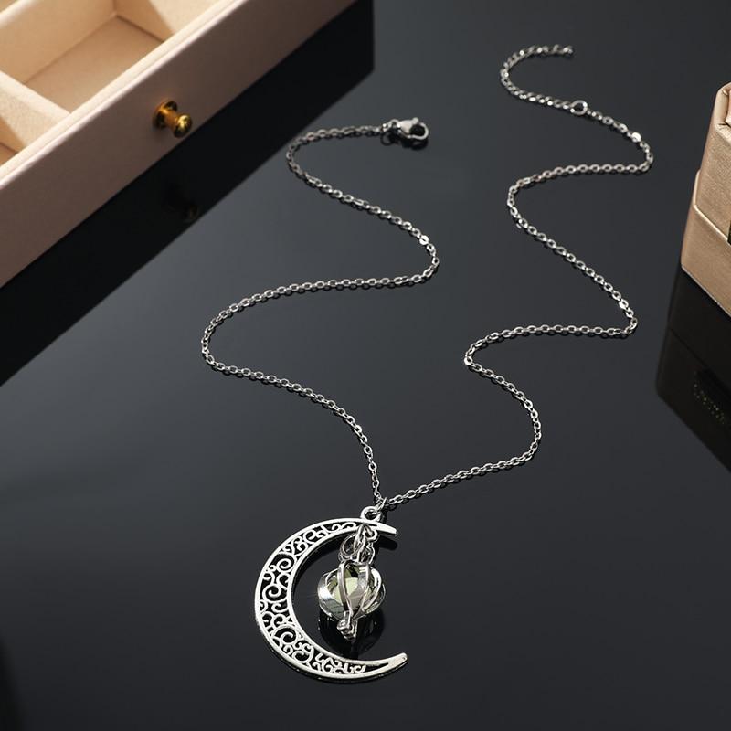 1pcs Imitation White Gold-color Necklace Ladies Simple Light Luxury Style Moon Pumpkin Shaped Pendant Jewelry