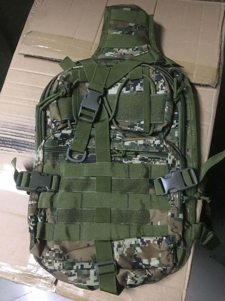 Wodoodporna Taktyczna Torba Siodłowa na Fotografię w Kamuflażu - Bardzo Duża, Tkanina Oxford, Jednoramienna Zewnętrzna Torba Kurierska.