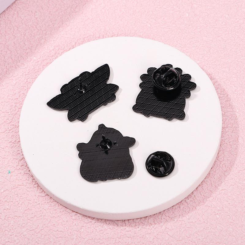 1pc Cartoon creative silly and cute little frog brooch jewelry creative green leaf frog shape drip oil badge