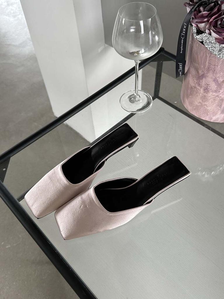 Mode Square Toe Frauen Slides Hausschuhe Sommer draußen Pantoletten Schuhe dünne niedrige Absätze grün schwarz beige rosa Rose flach Slip auf Pumps 39