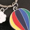 Llavero Colgante Esmalte Arcoíris Globo Aerostático Encanto Portallaves con Nube Sonriente Accesorio Decorativo para Mochila
