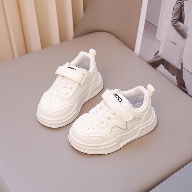 

Детская спортивная обувь Легкие нескользящие кроссовки для малыша 2025 Новые модные кроссовки для мальчиков и девочек Мягкая подошва Застежка-липучка Мода 22 белый