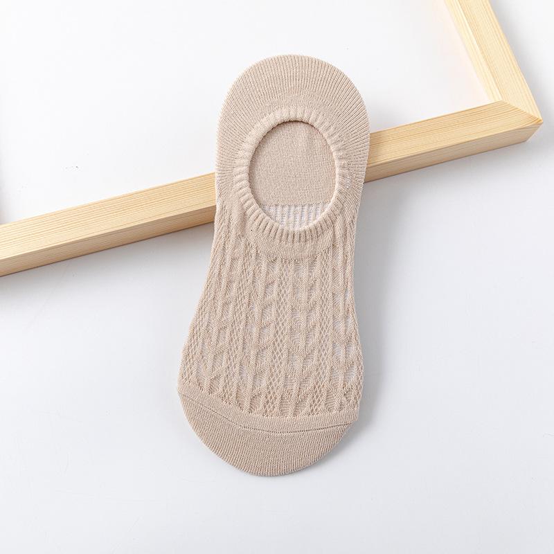 Spring and Summer Thin Invisible Socks for Women, Mesh Breathable Boat Socks That Won't Fall Off, Solid Color Socks