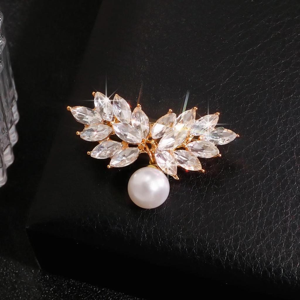 Angel Wings Rhinestone Brooch - Unisex Korean Style Corsage Pin & Clothing Accessory