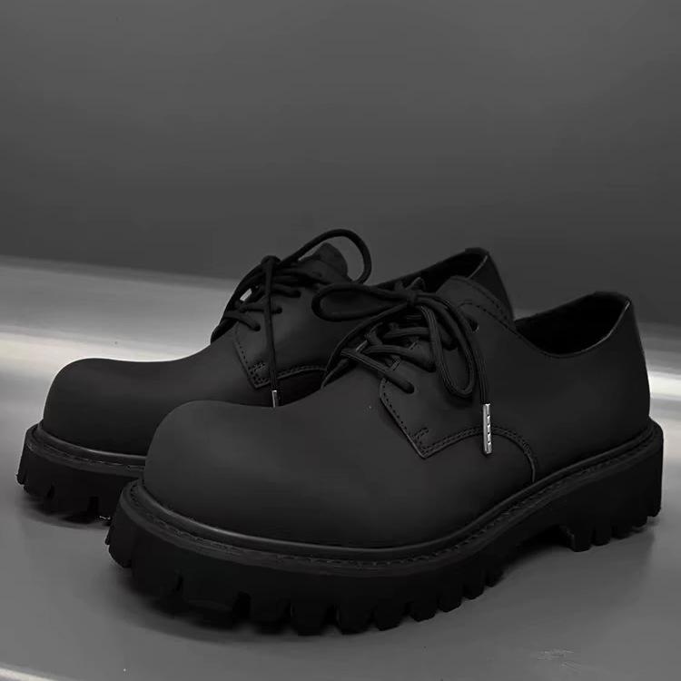 

Чоловічі Чорні у Британському Стилі Збільшуючі Зріст Дербі З Матової Шкіри з Круглим Носком, Товстою Підошвою та Дизайном Мартін з Великою Головою 44