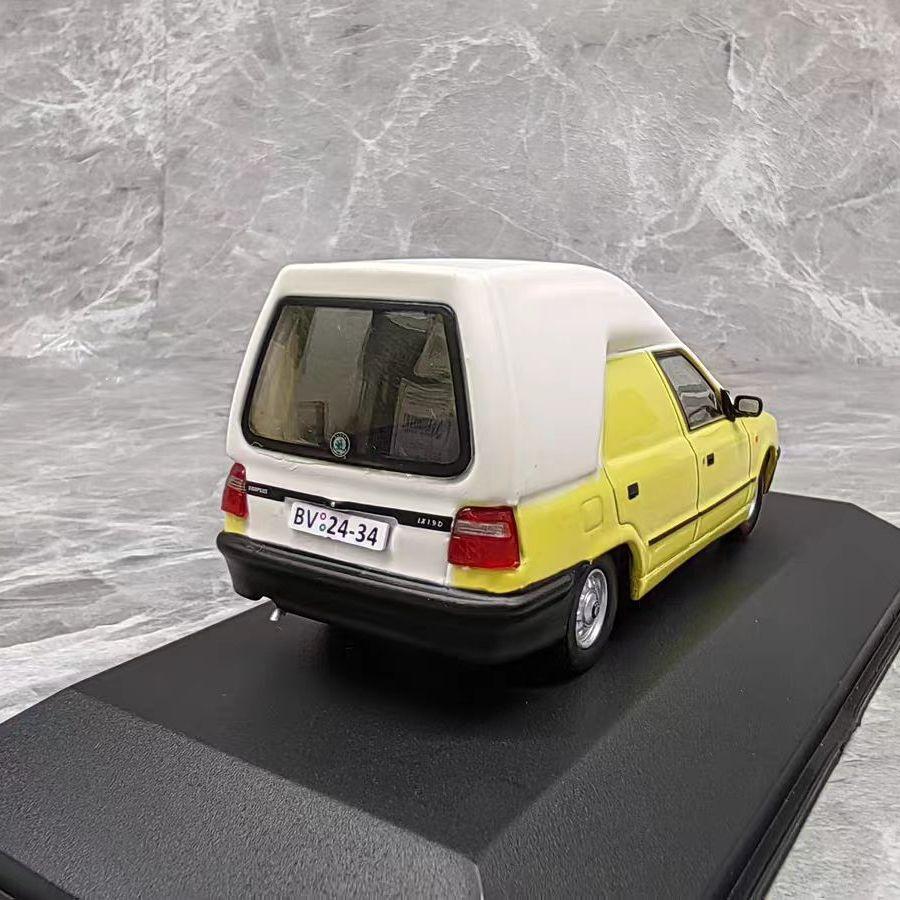 AHUQ1 1:43 Skoda FELICIA VAN PLUS Alloy Car Diecasts & Toy Vehicles Car Model Miniature Scale Model Car For Children