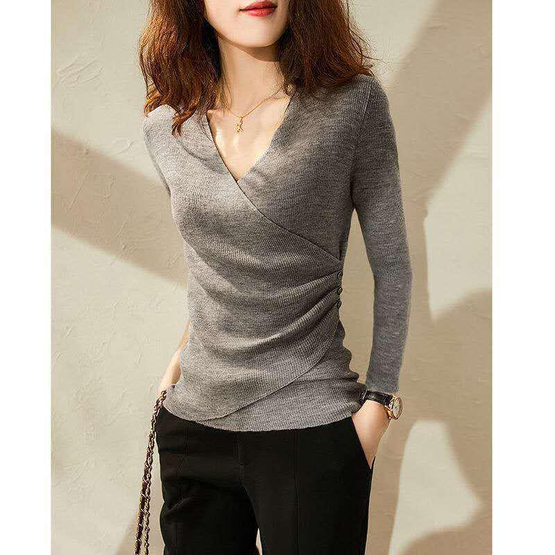 2025 Spring/Summer Women's V-Neck Irregular Knit Sweaters: Slim Fit, Fashionable European Short-Sleeved Tops
