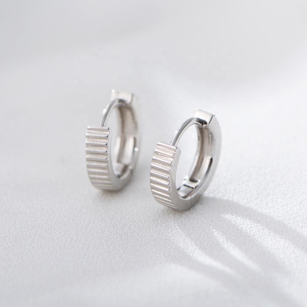 INS Dainty Gold Plated S925 Sterling Silver Minimalist Small Fine Jewelry S925 Wheel Stripe Huggies Hoop Earrings for Women Gift