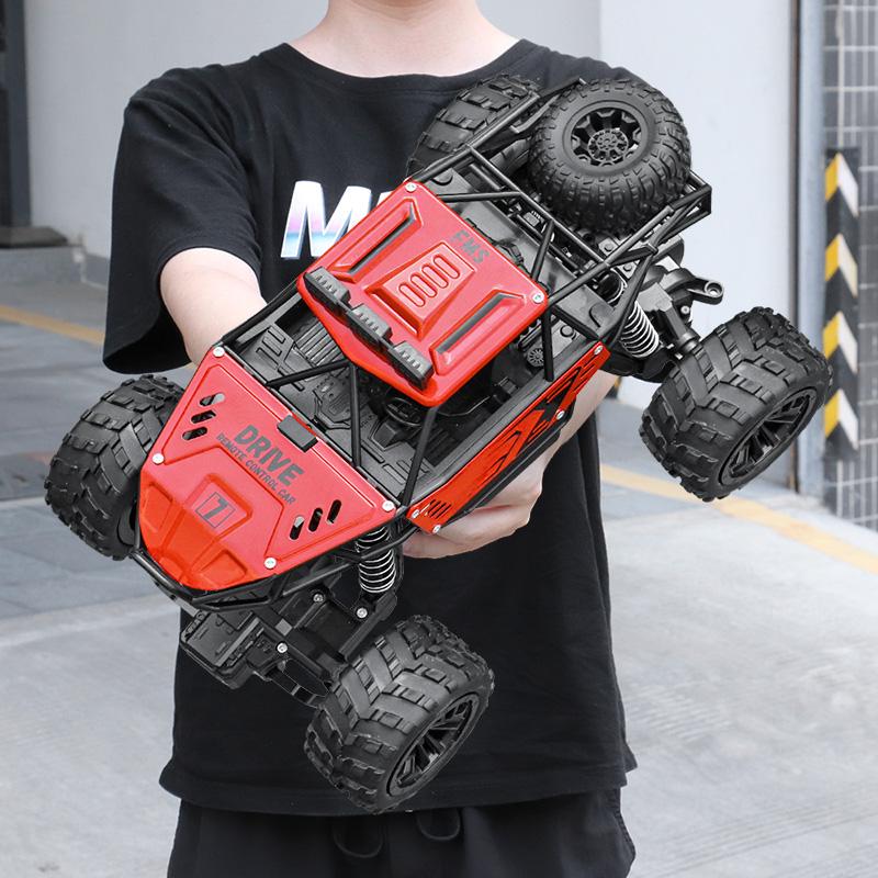 New 4/6Wdrc Car With Led Lights 2.4G Cross-Country Climbing Spray Racing Car Remote Control Electric Car Fall Resistant Boy Toys