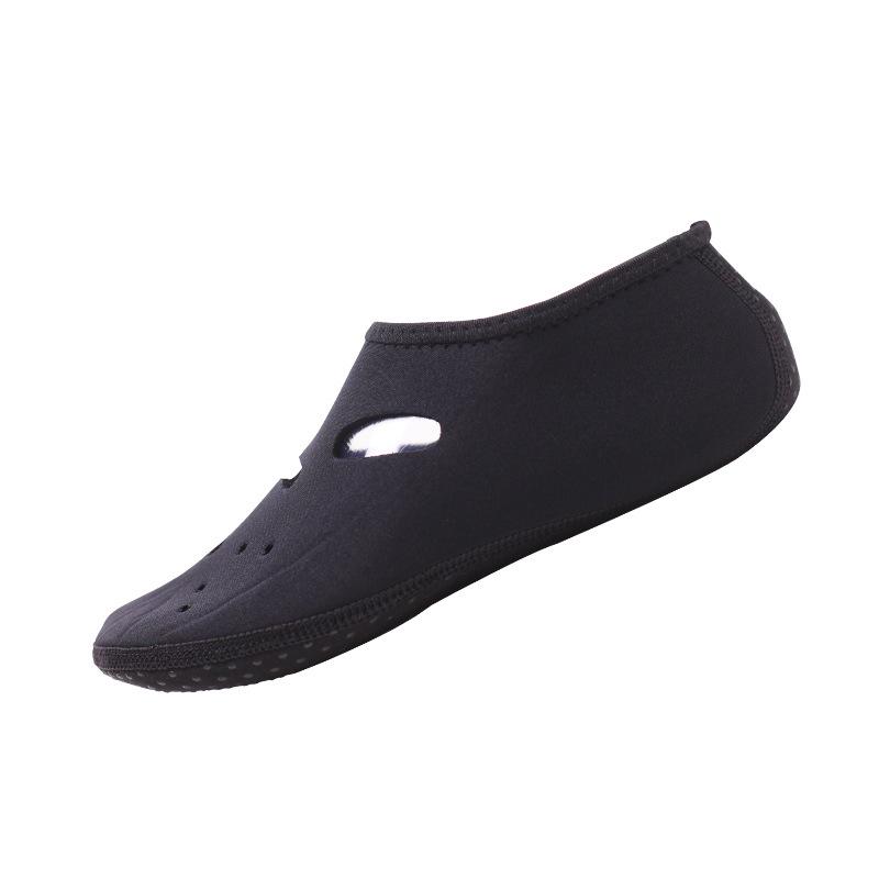 

Enhanced Diving, Beach, and Yoga Socks - Breathable Flipper Covers for Snorkeling and Water Parks M (US 4-5) чёрный