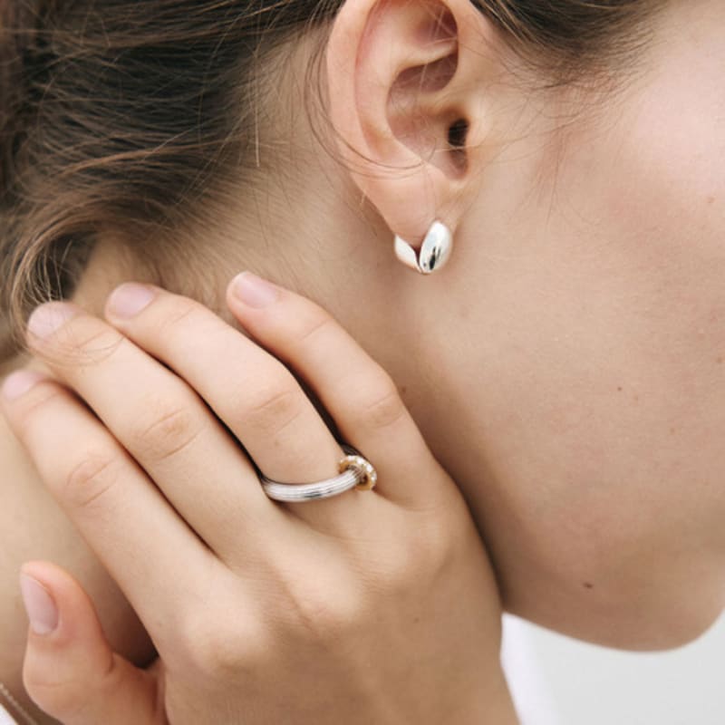 Poery Flow Ovale Creolen