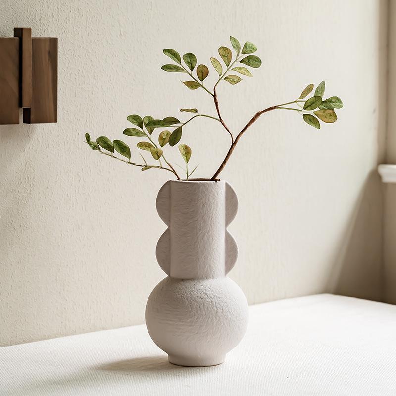 Nordic Style Creative Ceramic Vase Matte Plain Bottle Home Decoration Ornament Flower Arrangement Designer Flower Arrangement