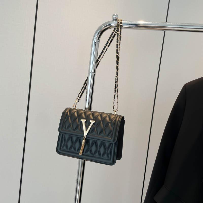 This Year's Popular Fashion and Beauty Casual Shoulder Messenger Bag Women's 2025 New Foreign Style Small Square Bag Korean Version Women's Bag