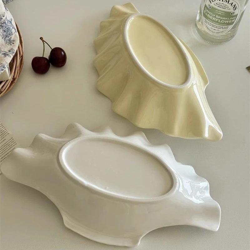 Velký talíř s mušlemi ~ Francouzský vintage reliéfní keramický úložný talíř ve tvaru mušle, ovoce, dezert, miska na drobnosti, bytové doplňky, tácy