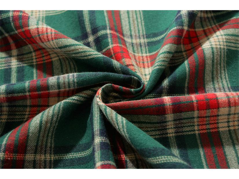 American Yarn-Dyed Holiday Christmas Tablecloth - Red and Green Plaid Cotton Polyester for Coffee and Dining Tables.