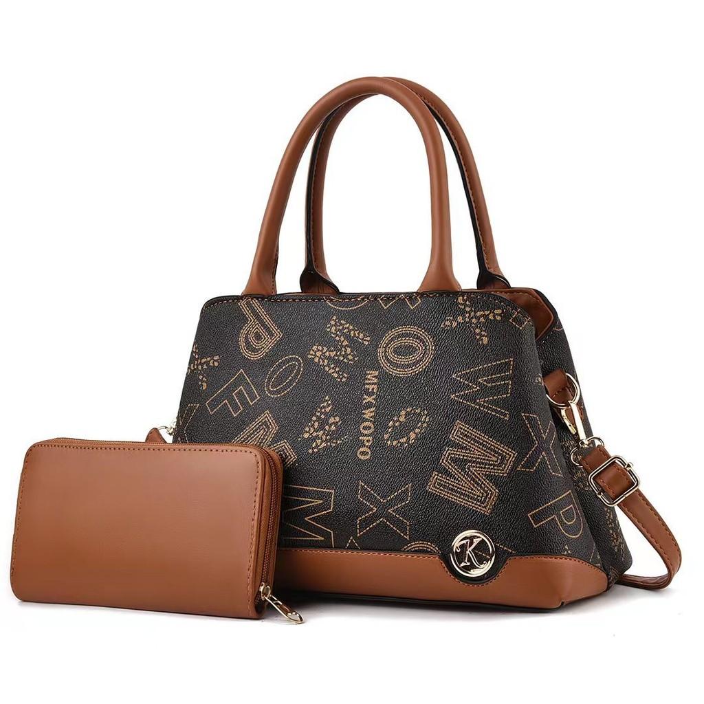 Stylish Large Capacity Mom Handbag With Chic Chain Elements And Soft Pu Material