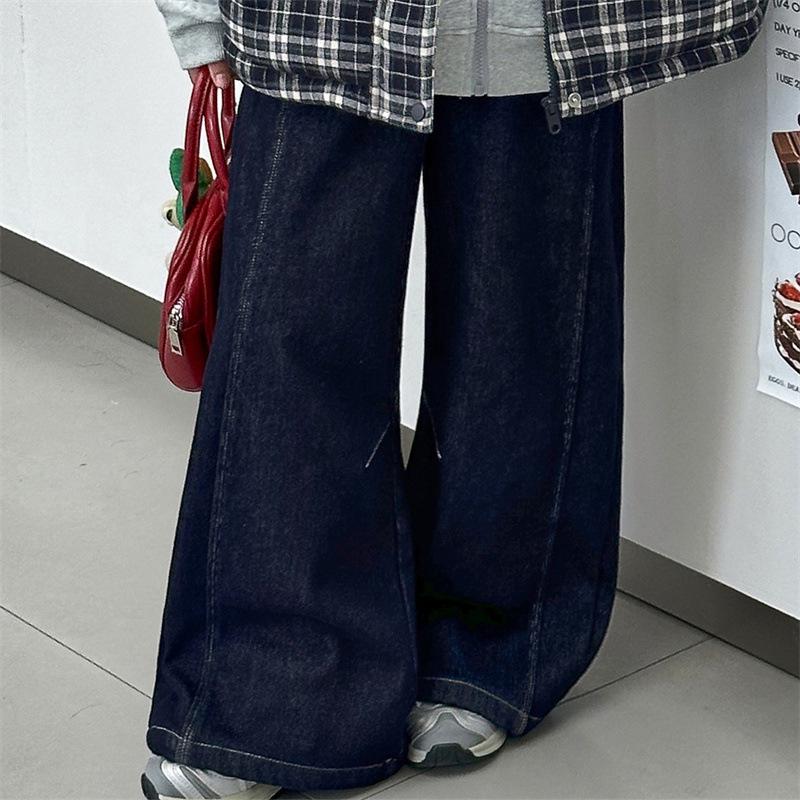 

Girls 2025 Trendy Three-Piece Set: Thickened Sweatshirt, Fleece-lined Jeans & Plaid Vest 130 cm