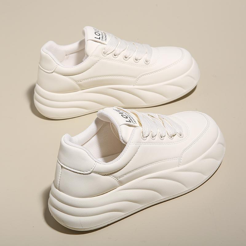 Sportovní boty na silné podrážce pro ženy Módní platforma Zvýšení Tenisky Dámské Šněrovací Ležérní Britský styl Vulkanizované boty2025