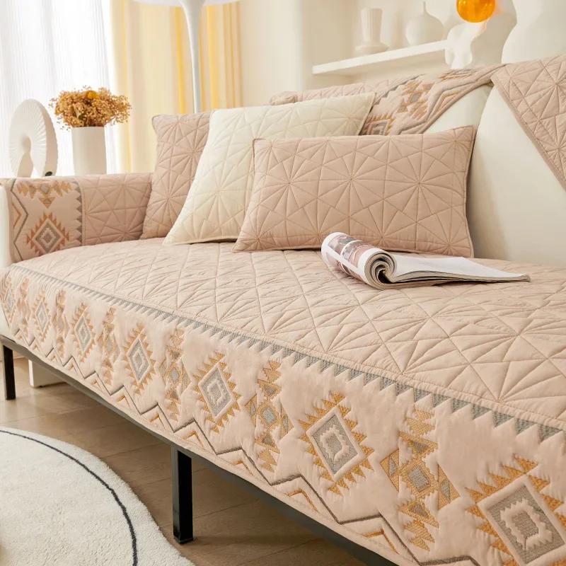Soft Wash Cotton Sofa Cover Luxury Style Sofas Cushion for Living Room Four Seasons Universal Combination Embroidery Couch Towel