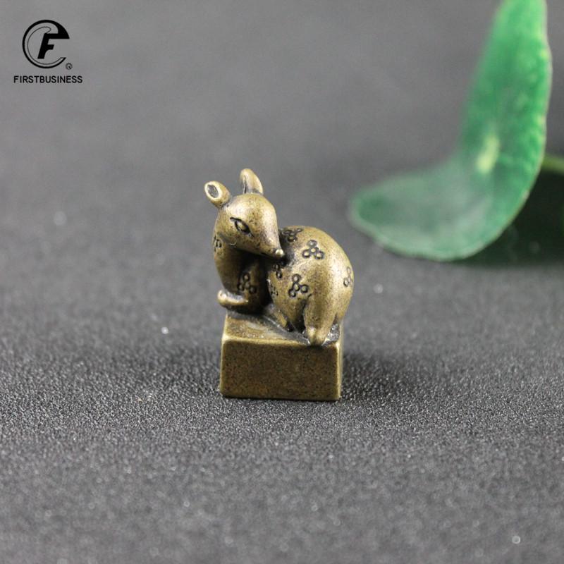 Antique Bronze Pure Copper Lucky Sika Deer Seal Desktop Ornaments Copper Animal Miniature Figurine Brass Deer Statue Decoration