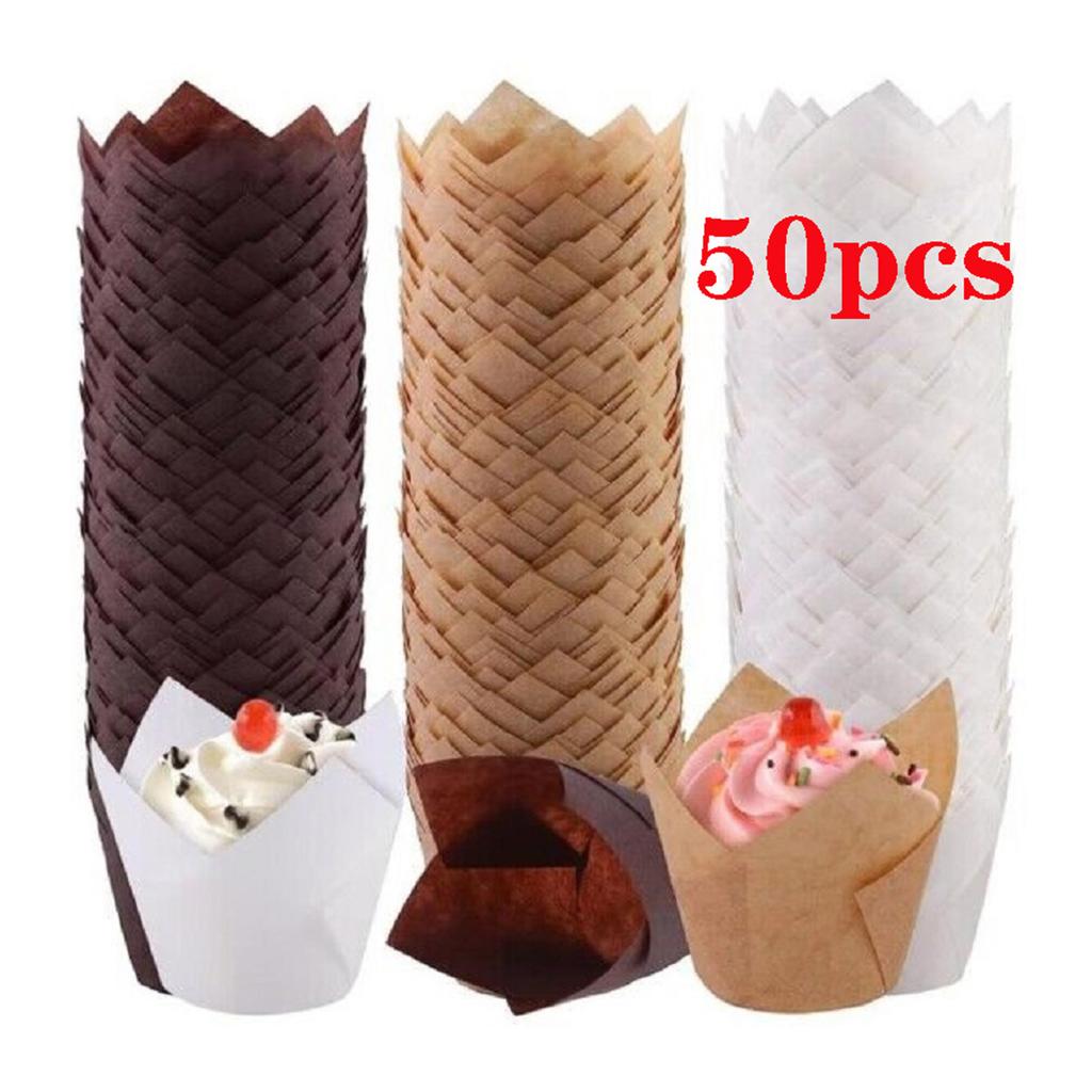 Packung mit 50 praktischen Einlagen Lebensmittelechte Wickler Fettabweisende Cupcake-Förmchen Hitzebeständige Einlagen aus Naturpapier