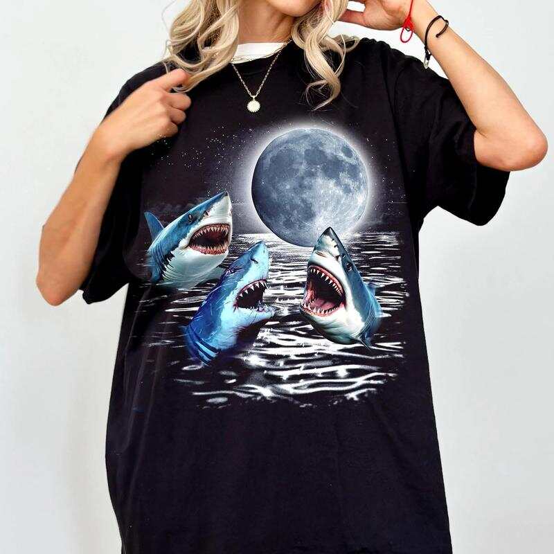 

Unisex Shrimp and Shark Fishing Theme T-shirt XXXL