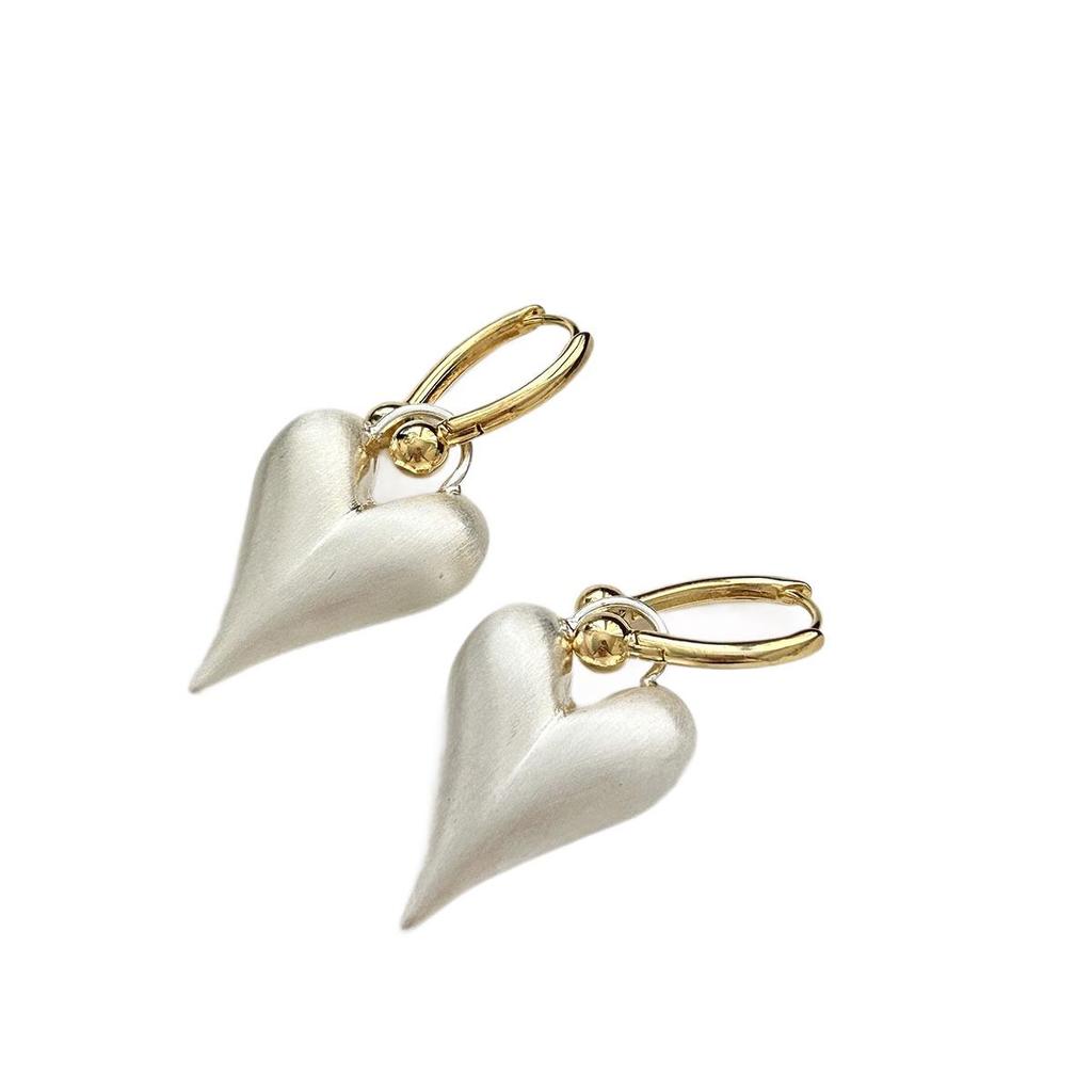Elegant French Heart Dangle Earrings for Women - High-End, Versatile, Niche Design, New Arrival