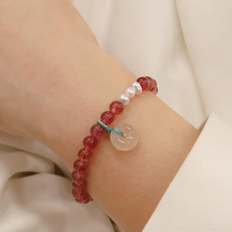 Naturligt jordgubbskristallarmband Armringar Dam Mode Smycken accessoarer Gåva