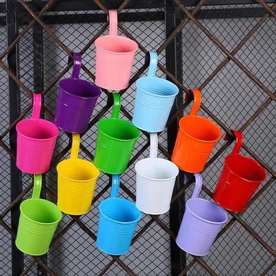 Hanging Flower Pot Sturdy Natural Style Iron Exquisite Metal Bucket for Balcony