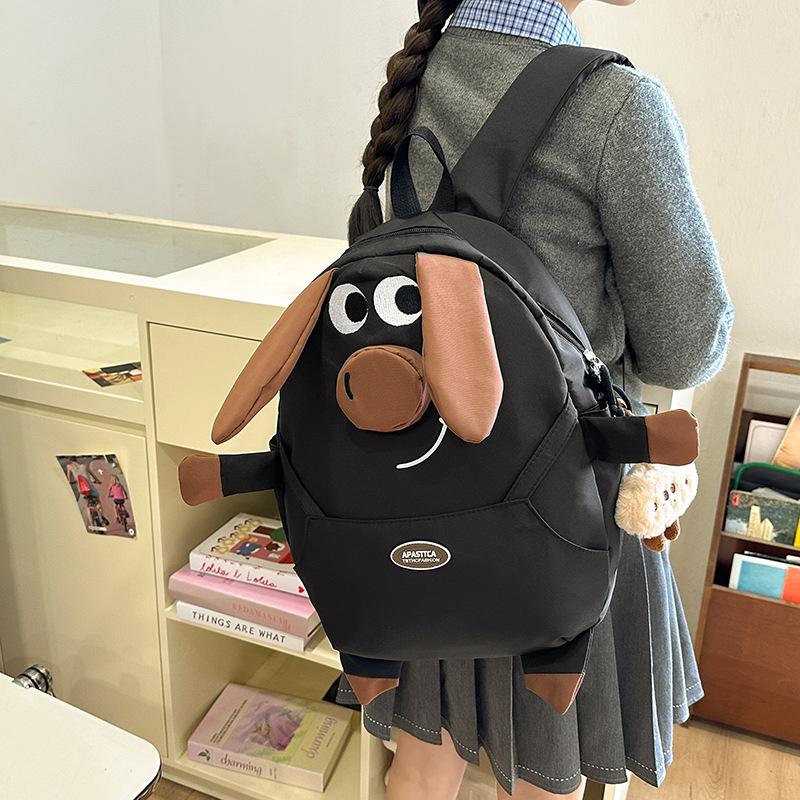 Spring new ugly cute piggy schoolbag Japanese and Korean literary soft girl backpack