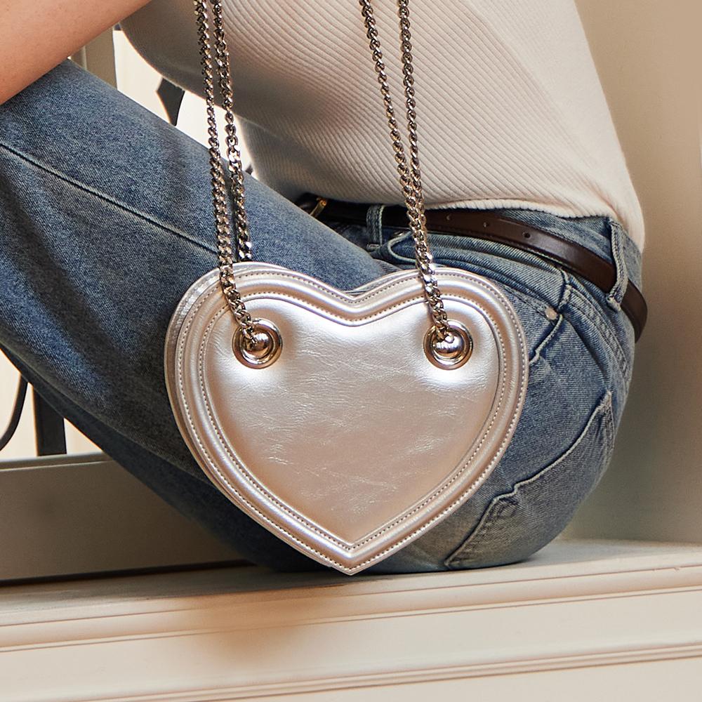 Lovecharm [Etna Heart Bag_Silver] Etna Heart Bag_Silver