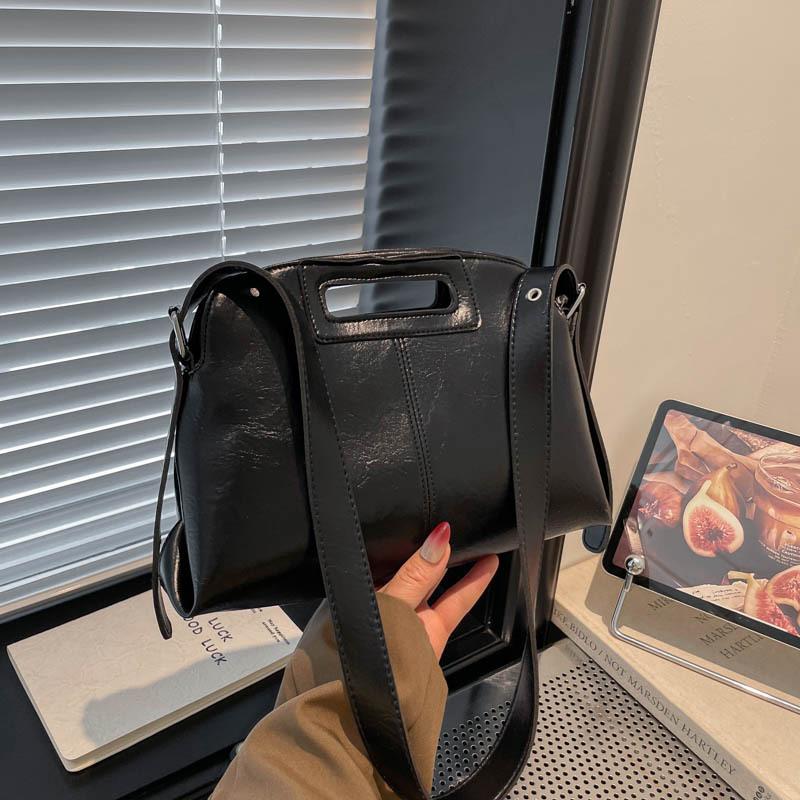 Urban Simple Style Large Capacity Commuter Crossbody Single Shoulder Handbag Retro Fashion Quality PU Crossbody Bag