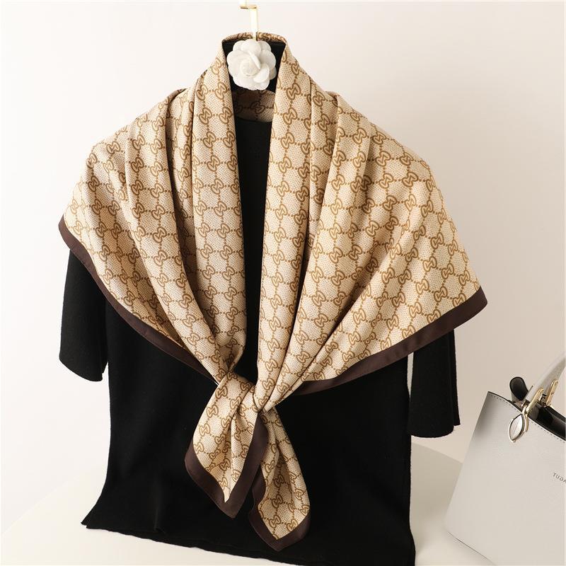 Rhombus Plaid Scarf Twill Silk Large Square Scarf Travel Sunscreen Shawl Decorative Headscarf 91cm Letter Silk Scarf New