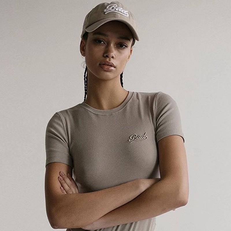 

Korean Bad Blood BCAC Series Women s Short-Sleeve T-Shirt - Chic American Style with Simple Embroidery Medium верблюд