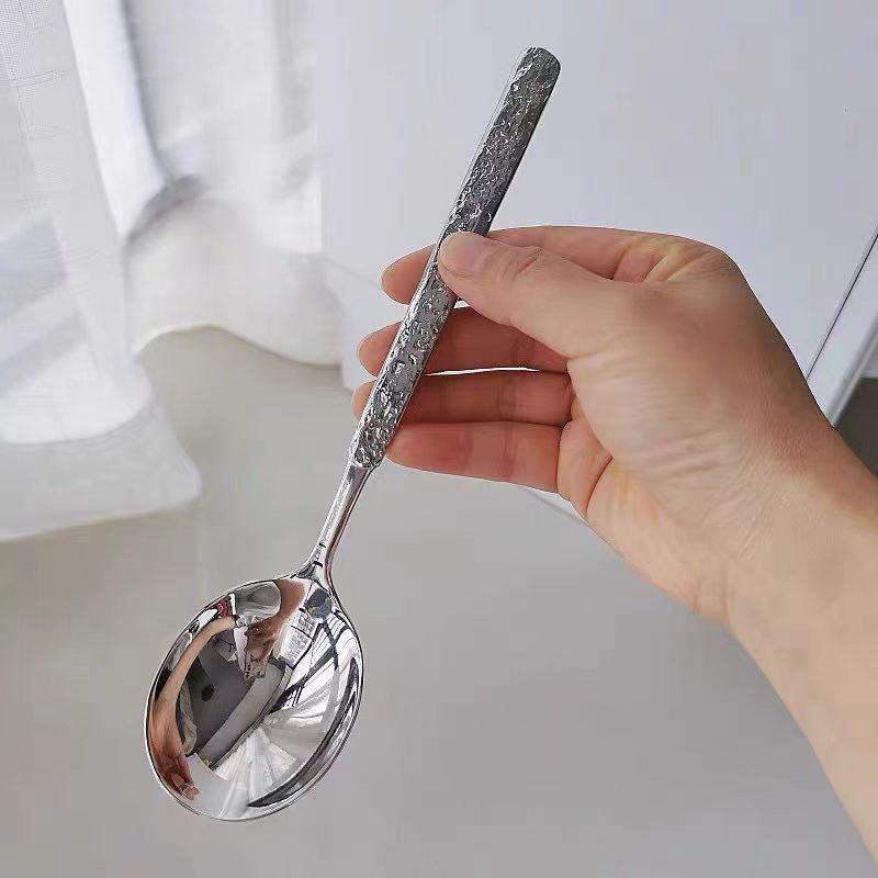 1Pc Spoon Have A Meal High-Quality Materials Kitchen Tools Watermelon Spoon Hammer Pattern Kitchenware Kitchen Bar Supplies