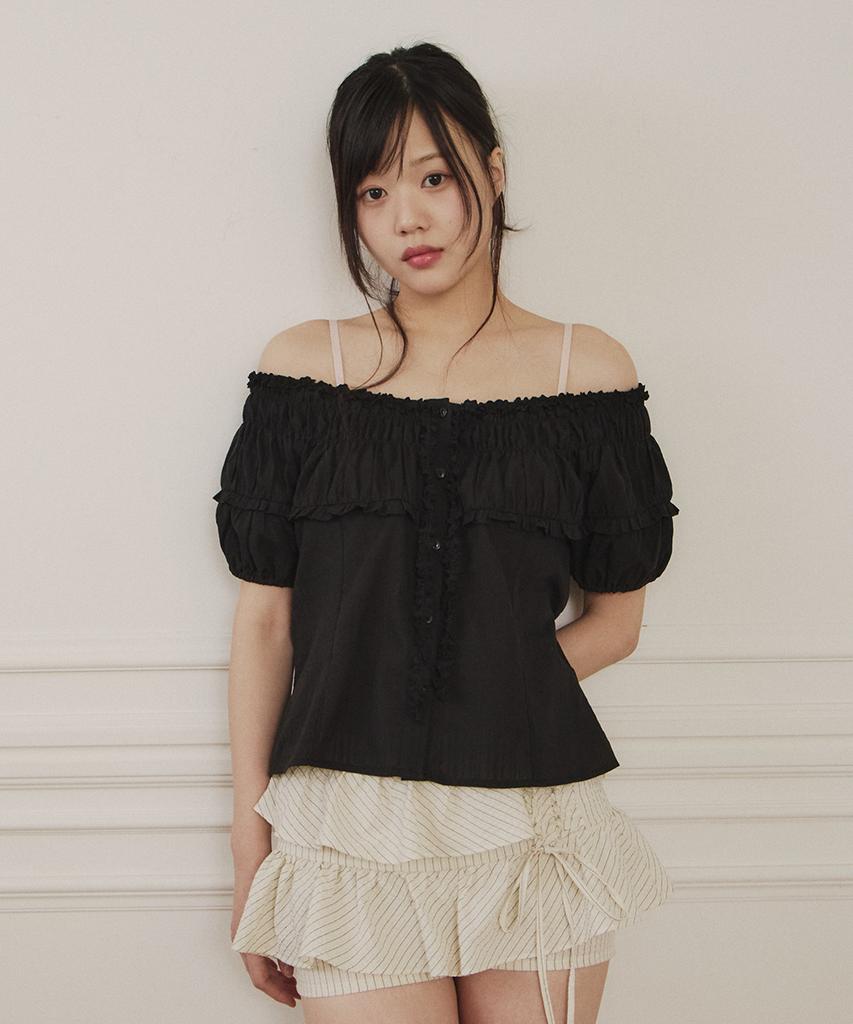 Yuupeu Frill Stripe Blouse - Black